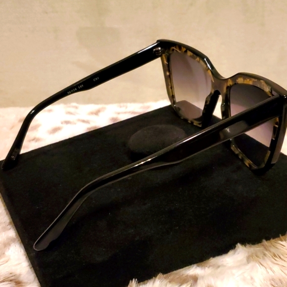 SEE Eyewear 🕶️ Sunglasses  Can Convert to Prescription Sunglasses or Eye - Picture 5 of 8